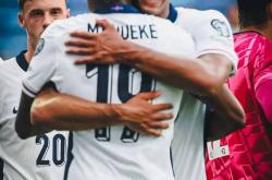 开云体育中国-英格兰队逆转奥地利队，奥恰洛夫点燃赛场的简单介绍