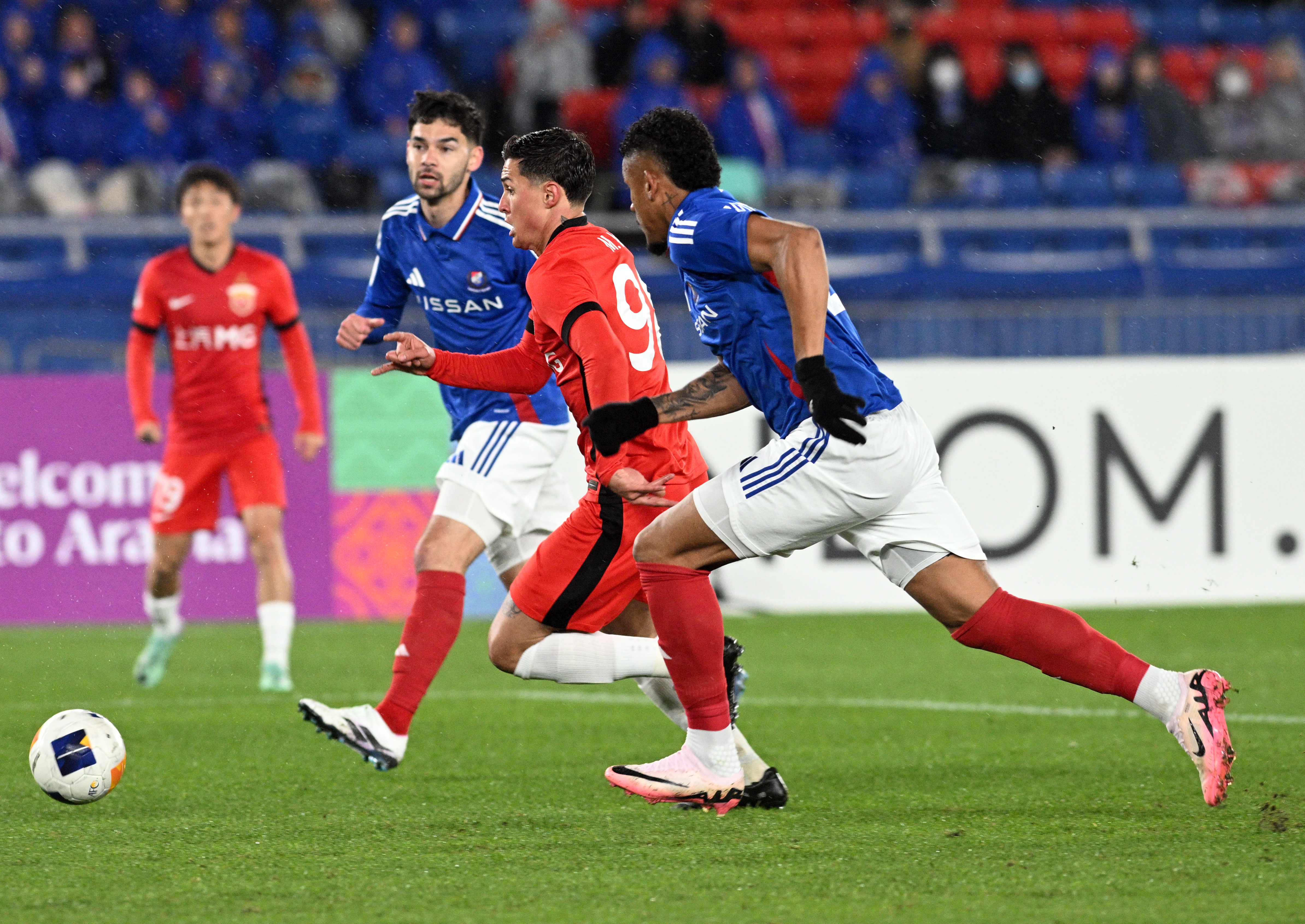 斯图加特门将大放异彩，弥补球队反击不足！