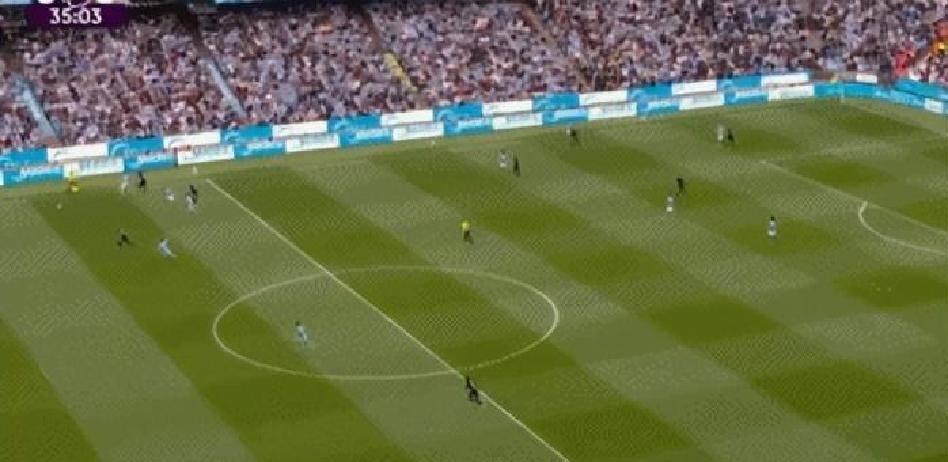 包含阿尔德维雷尔德率领热刺迎来连胜的词条